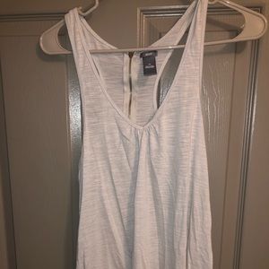 Silver razor tank